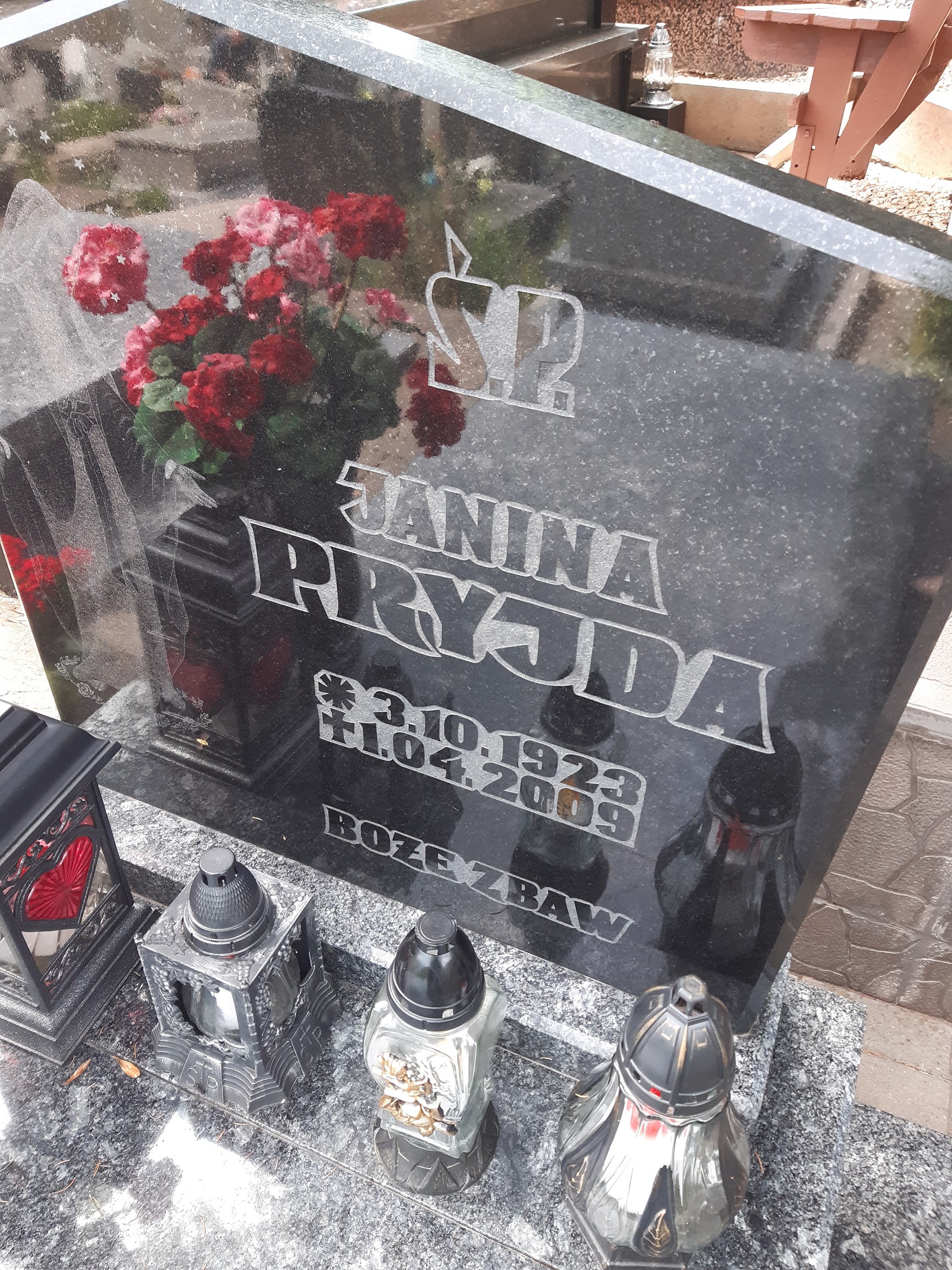 Janina Pryjda 1923 Ludwikowice - Grobonet - Wyszukiwarka osób pochowanych