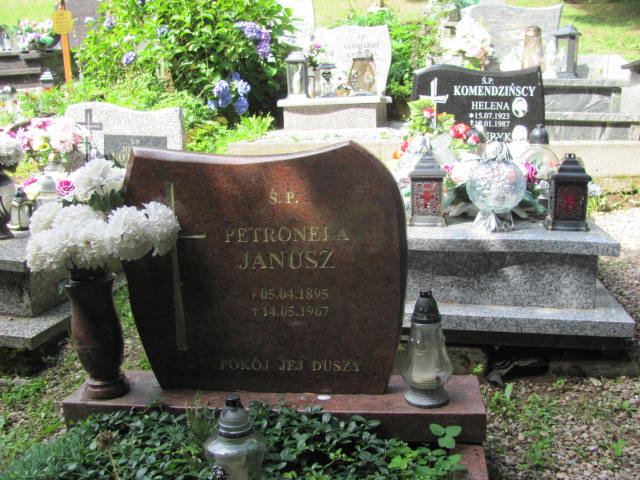 Petronela Janusz 1895 Ludwikowice - Grobonet - Wyszukiwarka osób pochowanych